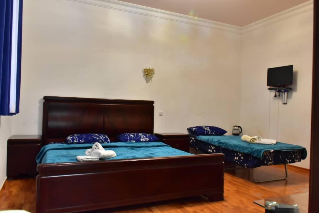 Gyumri Hotel Ереван Экстерьер фото